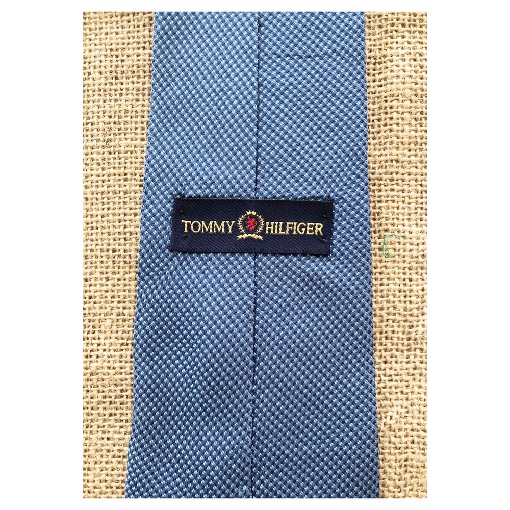 Tommy Hilfiger ♥️ 100% Silk Tie🦩 - Picture 3 of 7